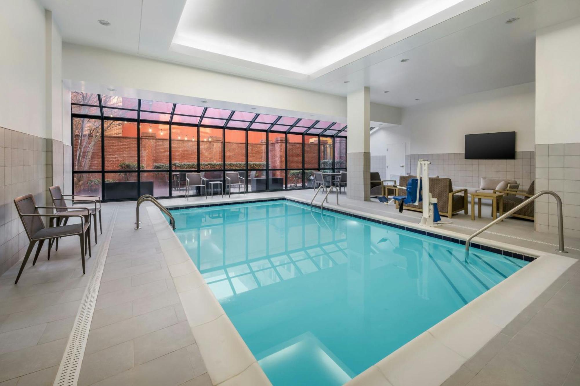 Courtyard By Marriott Chattanooga Downtown Exteriér fotografie